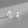 Pendientes de plata 999 con diseño de conejo hueco, para mujer, estilo coreano, con un toque de nicho, joyería dulce y fresca.