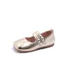 Mocasines de Moda para Niñas 2025 Otoño Nuevo Estilo Estilo Princesa Punta Cuadrada Simple Zapatos Pequeños de Cuero Zapatos de Cuero Dorados para Actuación de Estudiantes
