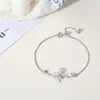 Novo Estilo de Verão Douyin Exquisito e Versátil Pequena Pulseira Fresca de Zircônia Personalizada Joia de Mão de Luxo Leve de Alta Qualidade