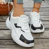 Zapatillas de malla de gran tamaño para mujer para primavera y otoño, estilo nuevo con suelas gruesas y cordones, zapatos deportivos y casuales transfronterizos, zapatos de papá para mujer, venta al por mayor