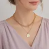 Collar con colgante de cabeza de reina geométrica redonda, joyería transfronteriza europea y americana, collar de doble capa de temperamento simple a la moda para mujer