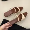 Sandálias Chuyuji estilo francês de bico aberto e salto baixo para mulheres, novas sandálias versáteis de salto baixo para o verão de 2026