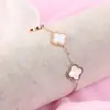 Pulseira de Aço Inoxidável Trevo de Quatro Folhas Estilo Coreano Concha Simples Aço Titânio Ouro Rosa Fabricante de Joias Atacado