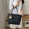 Nova Bolsa Tote Retrô 2026 para Mulheres, Bolsa de Ombro de Grande Capacidade, Bolsa de Mão Elegante e Versátil para o Dia a Dia, Bolsa Tote de Ombro
