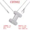 Moderna y Versátil Colgante de Alfabeto Inglés de 26 Letras con Microincrustaciones de Cobre Puro Cadena para Clavícula Suministro Directo Joyería de Collar para Mujer