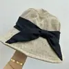 Sombrero de Pescador Ligero Estilo Japonés con Textura de Cáñamo Natural, Protección UV Solar, Ala Ancha con Lazo para Mujer, Sombrero de Sol de Verano que Hace que la Cara Parezca Más Pequeña