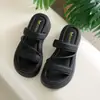 Sandalias Personalizadas0521 Hermosas de Suela Gruesa para Aumentar Altura para Mujeres, Nuevo Modelo Verano 2025, Adecuadas para Salir con Faldas, Ropa Casual