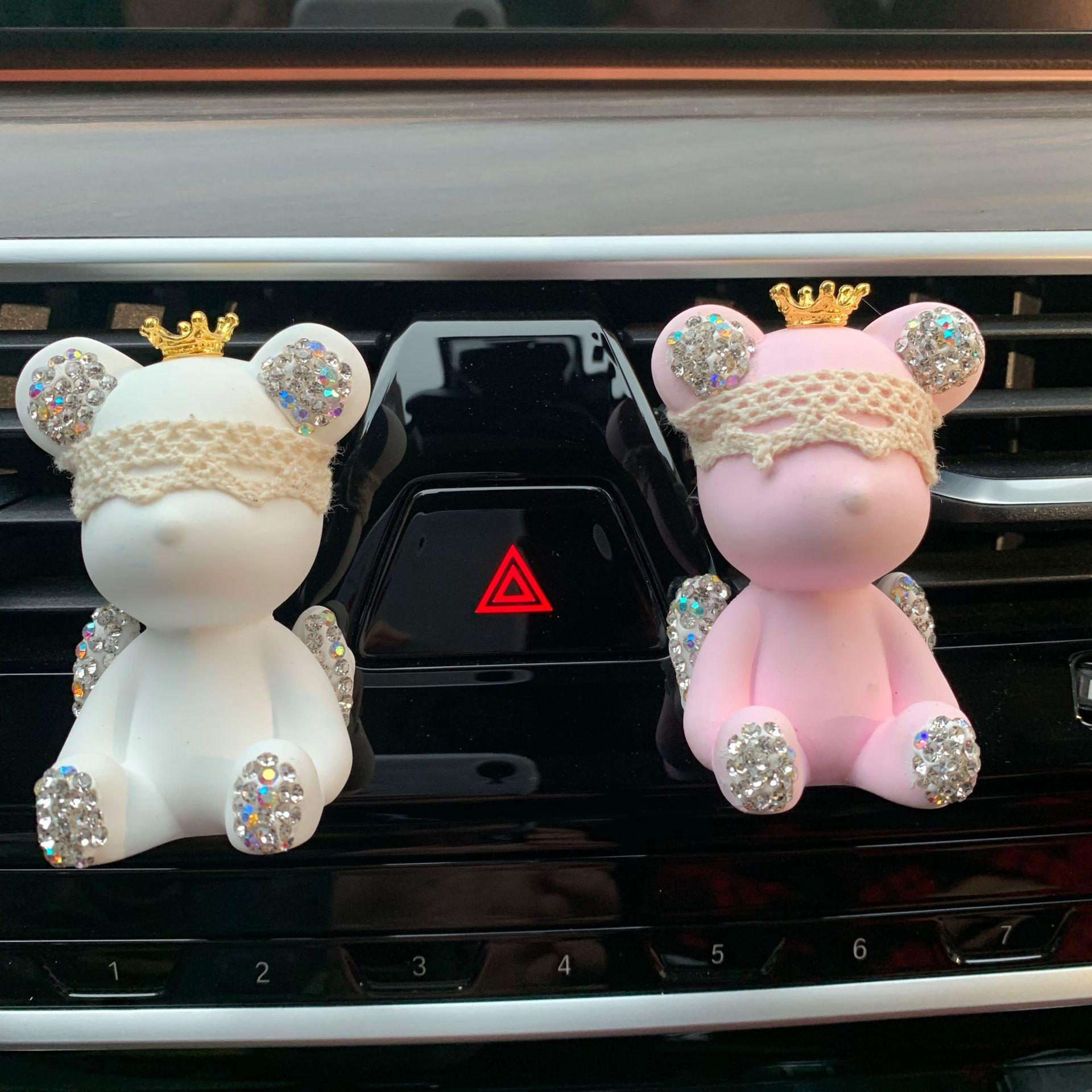 镶钻翅膀暴力熊