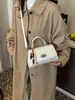 Bolso de Mano de Alta Gama para Mujer, Nuevo Bolso de Hombro Retro de Moda 2025, Bolso Cruzado para el Trabajo y el Trayecto, Bolso Cuadrado Pequeño