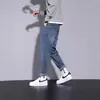 Jeans finos de verão para homens, marca da moda, corte reto solto, novo modelo 2026, calças cropped para homens, primavera e outono