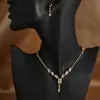 Conjunto de Duas Peças de Novas Joias de Corrente com Garras de Strass para Crianças Brincos Colar Joias Atacado