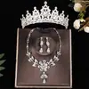 Collar y Pendientes de Aleación con Borla de Flor Gota de Agua de Venta Caliente Transfronteriza Exquisita Cadena Ligera de Lujo Conjunto de Tres Piezas de Gama Alta