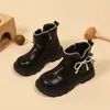 Botas Estilo Martin para Niñas 2025 Otoño/Invierno Nuevo Estilo Forradas de Felpa Cálidas Botines Cortos para Niños Elegantes Zapatos de Princesa Botas de Suela Suave para Niñas