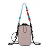 Outono de 2026 Estilo Coreano Fashionable Alto Valor Contraste de Cores Armazenamento Bolsa Dopamina Bolsa de Ombro Leve Bolsa para Garrafa de Água Celular