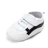 Zapatos de otoño para bebé y niño pequeño, suela suave, zapatos casuales para bebé, antideslizantes, transpirables, zapatillas blancas pequeñas, al por mayor, total 2065