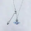 Nova Imperatriz Viúva Saturno azul-bebê Azul Leite Pingente ao Redor do Planeta Colar Totalmente Diamantado Corrente Doce para Clavícula Vermelho da Internet
