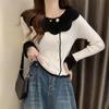Suéter Tricotado Elegante Francês com Colarinho de Renda Contrastante Floral Redutor de Idade Feminino Outono e Inverno Ajustado Emagrecendo Manga Longa Top Chique