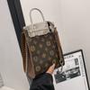 Bolsa Tote Pequena Nova Moda Primavera 2026 Transfronteiriça para Mulheres, Bolsa Simples para Trabalho e Deslocamento, Bolsa de Mão e Bolsa Transversal