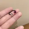 Anillo de Estrella Cruzado de Doble Capa Cepillado Dorado para Mujer Diseño Nicho Exquisito Anillo Retro para Dedo Índice 2025 Nuevo Estilo Caliente