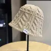 Chapéu de Pescador Tecido à Mão Liso de Novo Estilo, Emagrecimento Facial, Chapéu Bucket Versátil, Chapéu de Tricô da Moda Coreana para Mulheres no Outono