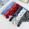Pañuelo Triangular de Cabeza con Estampado Paisley Retro Americano, con Diseño Elástico y Hebilla Metálica en Forma de V, Pañuelo de Cabeza Moderno y Versátil