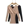 1071-26V Vestido de Tricô Liso com Decote V Ajustado na Cintura, Saia Curta, Estilo Primavera, Versão Coreana, Caimento Solto