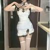 Estilo Nacional Puro Deseo Nuevo Estilo Chino Qipao con Aberturas, Vestido Elegante, Corte Ajustado, Falda Corta que Abraza la Cadera, Nuevo Estilo Dulce y Picante de Chica, Atractivo Femenino