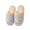 Chinelos de algodão macios e fofos Sanrio originais Hello Kitty para mulheres, nova coleção outono/inverno 2026, chinelos fofos e estilosos