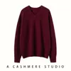 2025 Novo Suéter de Cashmere Feminino Outono e Inverno Gola V Suéter Básico Estilo Suave Solto Efeito Emagrecedor Cor Pura Suéter Curto