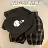 Conjunto de Verão de Algodão Puro de Manga Curta, Novo Estilo de Verão para Meninas e Bebês, Roupa Fina, Conjunto de Duas Peças com Camiseta e Calça Cropped