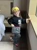 Ropa infantil estilo coreano, camiseta de manga larga para niña, 26 otoño nuevo estilo, camiseta moderna y linda estampada para niñas pequeñas