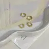 Nuevos Pendientes de Plata de Ley 925 Chapados en Oro de 18K Fila de Diamantes Lujo Accesible Diseño de Nicho Perforación de Oreja Anillo para Hélice de Oreja Clavo para Hélice de Oreja