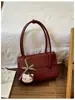 Bolsa de mano estilo retro, de alta gama, gran capacidad para mujer, nueva colección 2025, moderna y única, adecuada para ir al trabajo