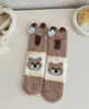 Calcetines de suelo de terciopelo coral de capibara para otoño e invierno, calcetines lindos de dibujos animados, calcetines gruesos de media pantorrilla para casa, calcetines de dormir para mujer, Zhuji