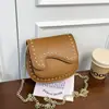 Bolsa Fashion de Cor Sólida com Rebites para Mulheres 2026 Verão Novo Estilo Tendência Bolsa de Ombro Elegante Bolsa Transversal para o Dia a Dia