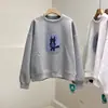Sudadera con capucha elegante y única para mujer, nueva colección otoño/invierno, forrada de forro polar y engrosada, adecuada para mujeres de talla grande, y también una buena opción para figuras menudas.