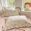 Funda de Almohada con Borde de Algodón Fruncido Estilo Nuevo 2026 Serie de Pieza Única