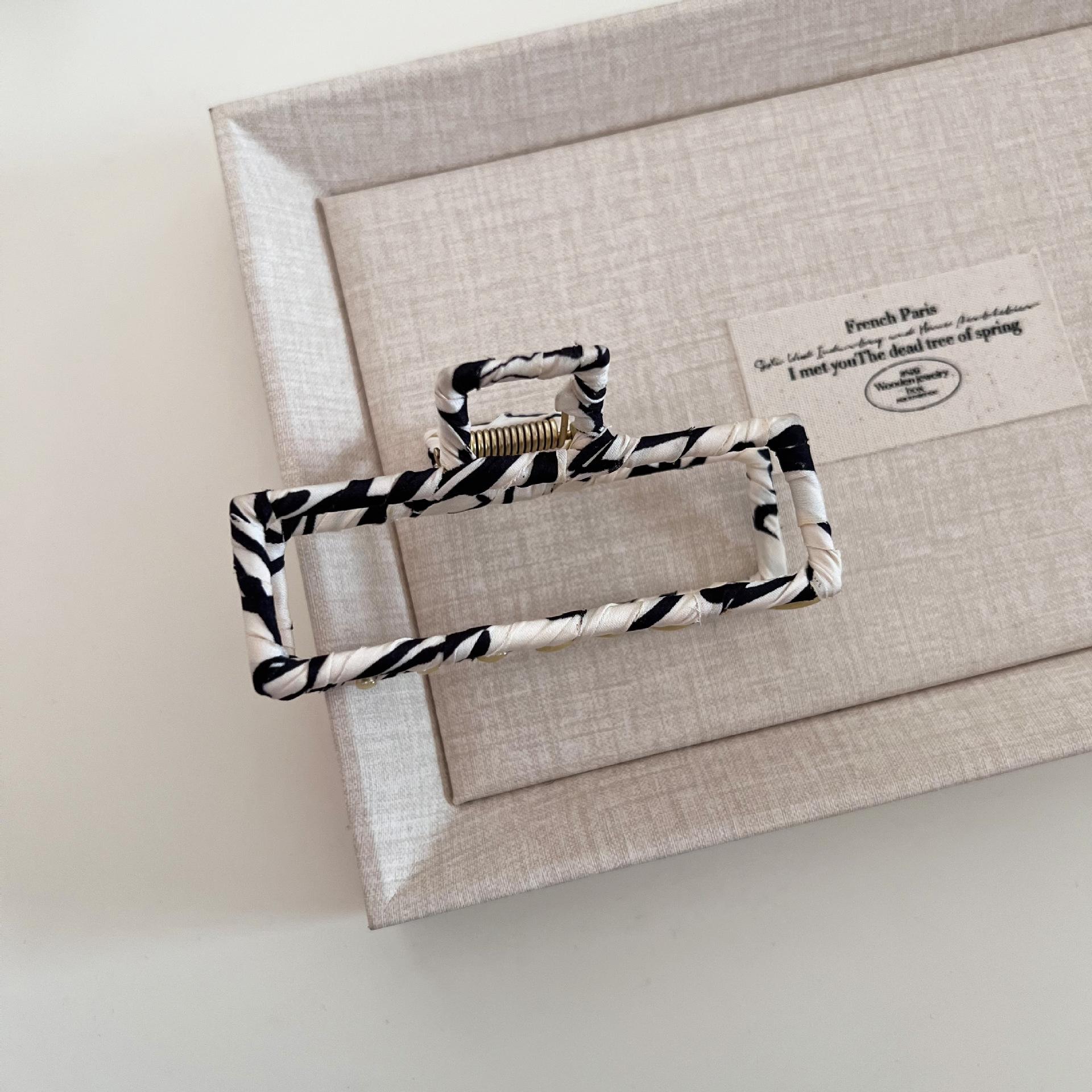 be9a5fd31bcf2bda7b8dea3f0b5a19