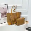 Moda Otoño e Invierno 2025 Estilo Vaquero Retro Gran Capacidad Bolso Tote Nuevo de Primavera para Mujer Personalizado Casual Ligero para Viajes Diarios Individual