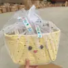 Canasta de Mano Arcoíris Regalo de Regreso Luna Llena del Bebé Año Viejo Banquete de los Cien Días de los Niños Regalo de Acompañamiento Caja de Regalo de Cumpleaños Tejida