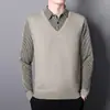 Suéter de otoño para hombre, base de punto tipo dos piezas, forro polar y engrosado, top casual y elegante con cuello de camisa en línea