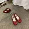 2025 Nuevos Zapatos Gorro Primavera y Verano Zapatos de Mujer Zapatos de Punta Dividida Pata de Cerdo Zapatos Perezosos de Herradura Zapatos Planos de Una Sola Suela Zapatos de Otoño