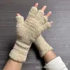 Guantes de Punto Largos Luo de Felpa Coral de Color Sólido Transfronterizos para Hombres y Mujeres, Abiertos en los Dedos, Divididos, Simples, de Felpa, Medio Dedo