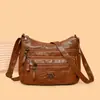 Bolso bandolera de un solo hombro transfronterizo nuevo, versátil y elegante, gran capacidad, cuero suave multicapa, diseño simple, adecuado para madres de mediana edad y mayores