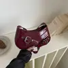 Bolsa de ombro e axila grande capacidade, nova, simples, estilo coreano, acabamento espelhado, textura da moda 2026, para mulheres