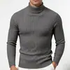 Suéter de gola alta masculino europeu e americano para outono/inverno, peça de tricô casual de manga longa, camada base quente de tricô com tranças de cor sólida