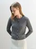 Suéter de Lana Cableado Vintage Hilo Fino, Prendas Cortas de Cachemir, Cardigan Cableado de Manga Larga Suave y Amigable con la Piel para Viajeros, Cuello Redondo