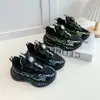 Zapatos casuales modernos, ligeros, con hebilla giratoria, para niños pequeños, estudiantes, niños, zapatillas deportivas para correr para niños, modernos