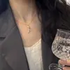 Colar com Pingente Pequeno Cravejado de Diamantes em Prata de Lei S925 Versão Coreana, Design Exclusivo de Nicho, Corrente Simples e Versátil para Clavícula em Forma de Laço para Mulheres
