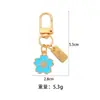 Llavero Colgante de Flor de Cerezo de Metal Estilo Japonés para Niñas, Encanto de Flor Linda para Bolso, Decoración para Estuche de Auriculares Regalo